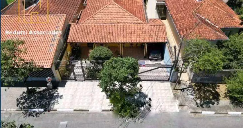 Casa com 4 Quartos e 6 banheiros à Venda, 400 m² por R$ 980.000