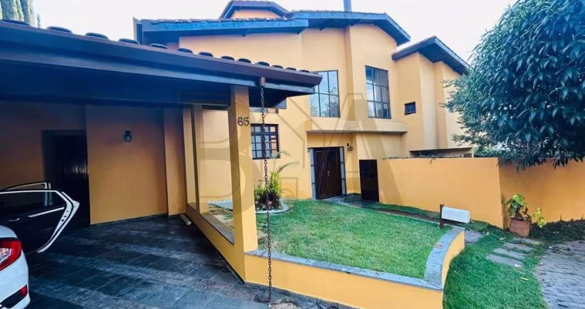 Casa totalmente reformada, 06 dormitórios, 2 suites, 5 salas, rua sem saida