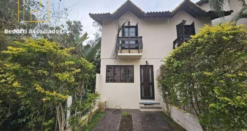 Casa 03 dormitórios, 01 suíte, 01 vaga, km.21, espaço gourmet