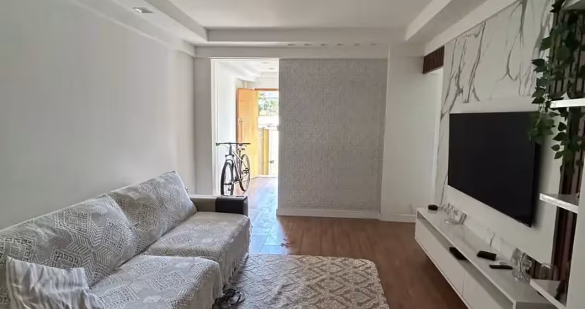 Apartamento garden (térreo) no bairro paineiras, muito perto da rua padre café, perto do supermercado pais e filhos e ampla rede de comércio, reformado com ótimos acabamentos.
