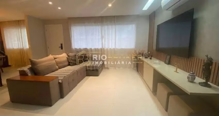 Casa em condomínio fechado com 3 quartos à venda na Rua Manhuaçu, 599, Vargem Grande, Rio de Janeiro