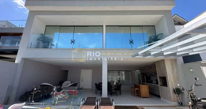 Casa em condomínio fechado com 4 quartos à venda na Estrada Vereador Alceu de Carvalho, 555, Recreio dos Bandeirantes, Rio de Janeiro