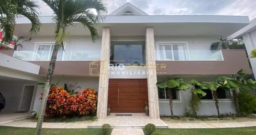 Casa em condomínio fechado com 5 quartos à venda na Rua Benjamim Magalhães, 555, Barra da Tijuca, Rio de Janeiro