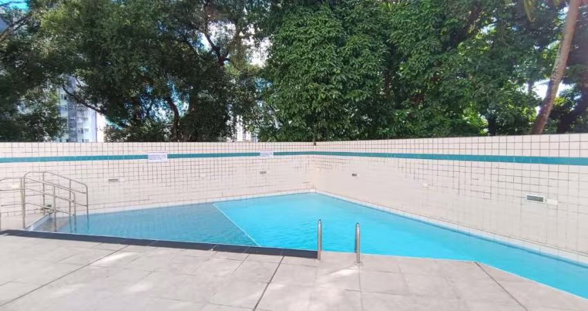Apartamento em Madalena  -  Recife