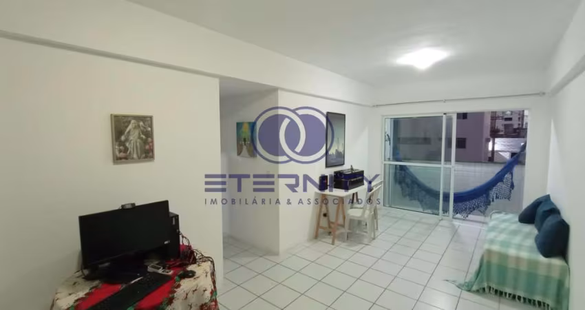 Apartamento com 02 quartos sendo uma suíte mais um quarto estúdio localizado em Casa Caiada, beira mar de Olinda