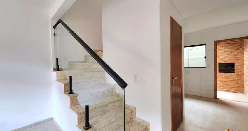 Sobrado 2 quartos sendo 1 suíte e espaço gourmet churrasqueira  integrado a Cozinha Sítio Cercado AVALIAÇÃO CAIXA R$ 460.0000,00