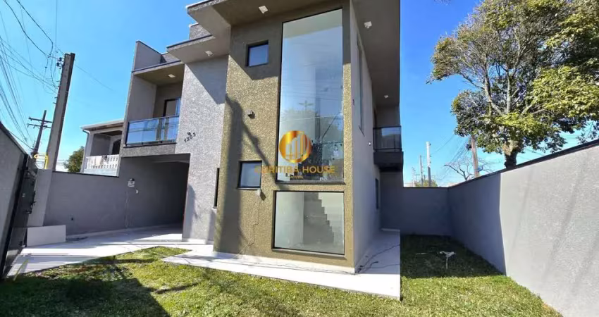 Sobrado de esquina com 3 quartos sendo 1 suite no sítio cercado e amplo terreno privativo e único!