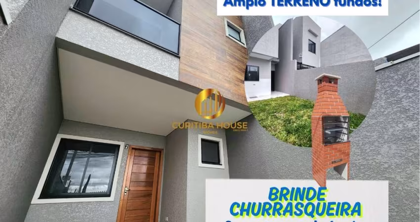 Sobrado com 3 quartos sendo 1 suíte e amplo terreno fundos no Sítio Cercado