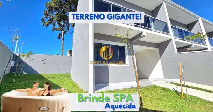 Sobrado de esquina com amplo terreno 3 quartos, jardim espaçoso para ampliação
