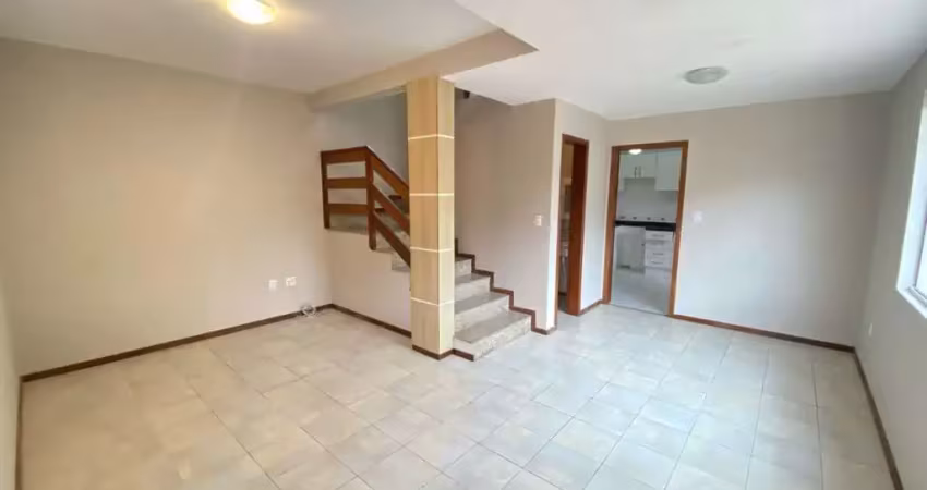 Casa com 3 quartos para alugar na Rua Coronel Maurício Spalding de Souza, 742, Santa Mônica, Florianópolis