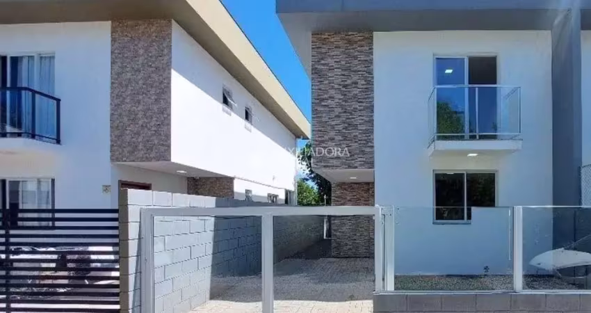 Casa com 3 quartos para alugar na Servidão Jaborandi, 960, Campeche, Florianópolis