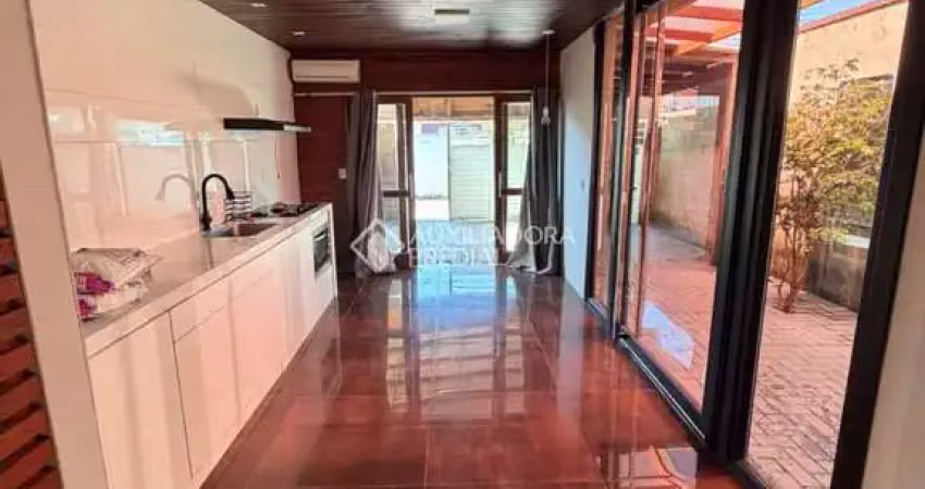 Casa com 1 quarto para alugar na dos Pardais, 222, Tapera, Florianópolis