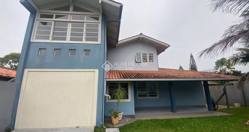 Casa com 4 quartos para alugar na Rua Coruja Dourada, 1101, Campeche, Florianópolis