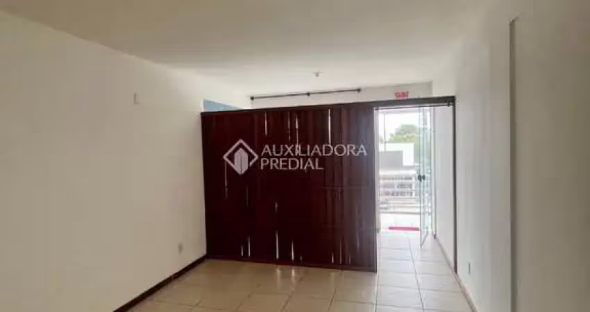 Sala comercial para alugar na Rodovia Francisco Magno Vieira, 1255, Campeche, Florianópolis