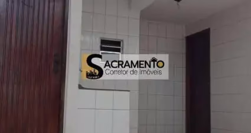 CASA ESPAÇOSA COM EDICULA PARA MORAR OU INVESTIR EM ITAQUERA!