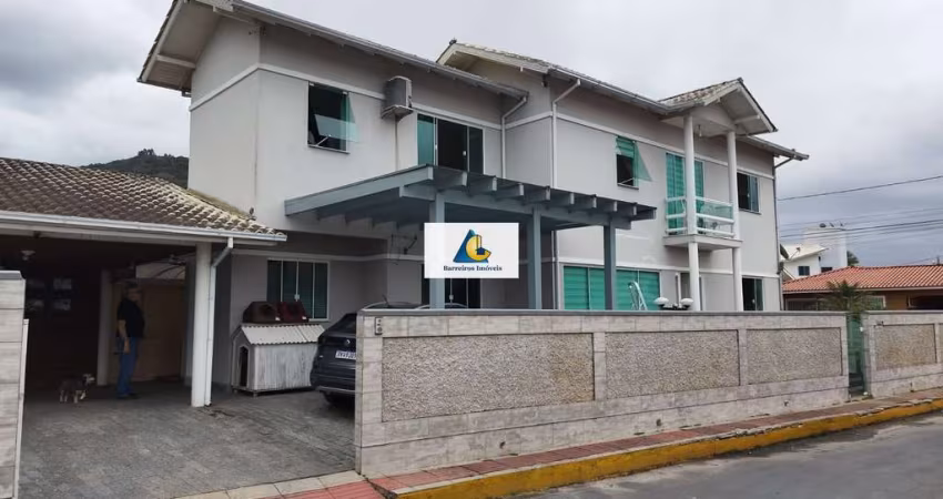 Casa Alvenaria em Jardim Universitário, Biguaçu/SC