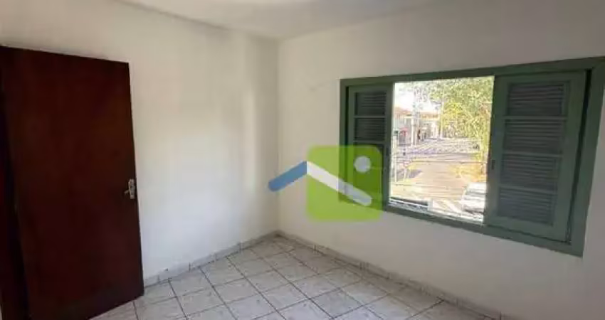 Casa com 3 quartos para alugar na Avenida do Anastácio, Parque São Domingos, São Paulo