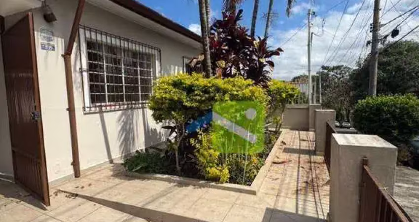 Casa com 3 quartos para alugar na Rua Doutor Ítalo Eboli, Butantã, São Paulo