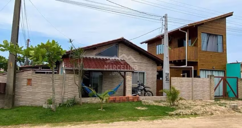 Casa com 3 quartos à venda na Ribanceira, Imbituba 
