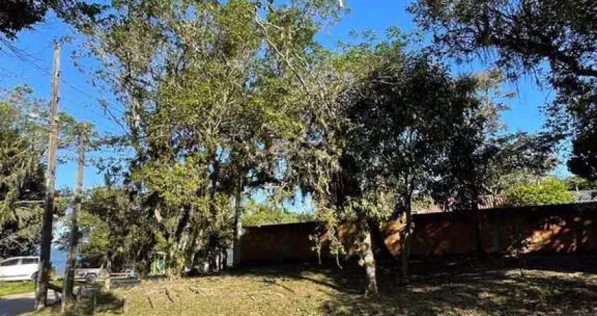 Terreno com localização previlegiada na lagoa do quintino.