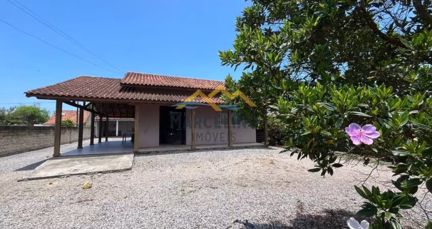 Casa à venda no bairro Arroio do Rosa - Imbituba/SC