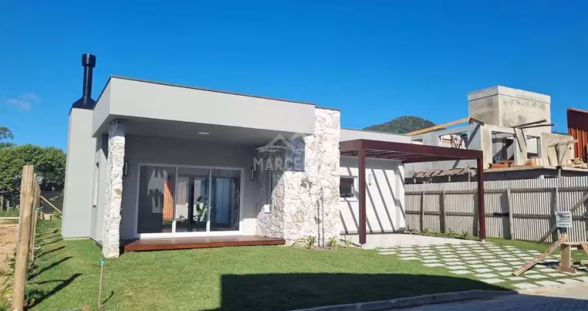 Casa à venda no bairro praia do siriú - garopaba/sc