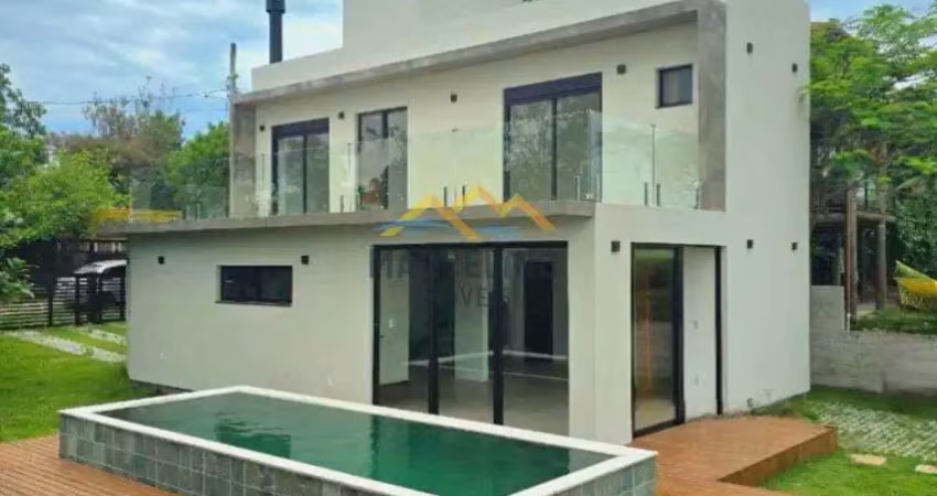 Casa à venda no bairro Praia do Rosa - Imbituba/SC