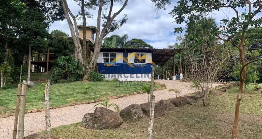 Casa na Praia do Siriu / Garopaba