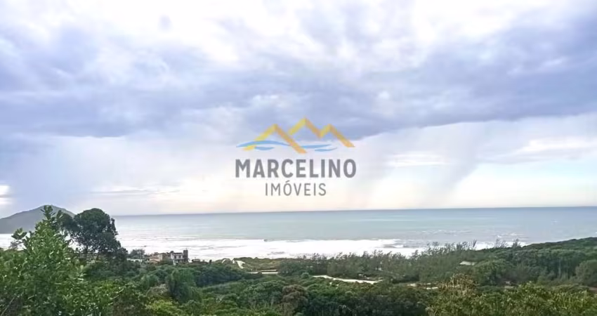 Terreno com vista para o mar da praia do rosa.