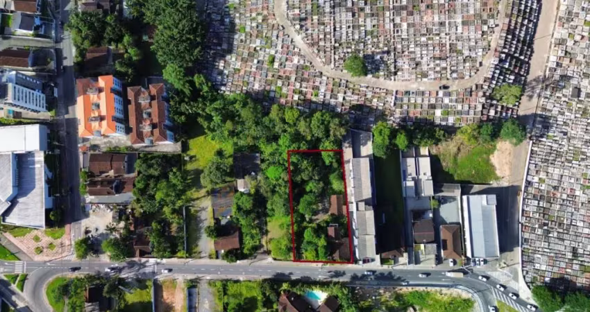 Terreno à venda na Rua Marajó, Atiradores, Joinville