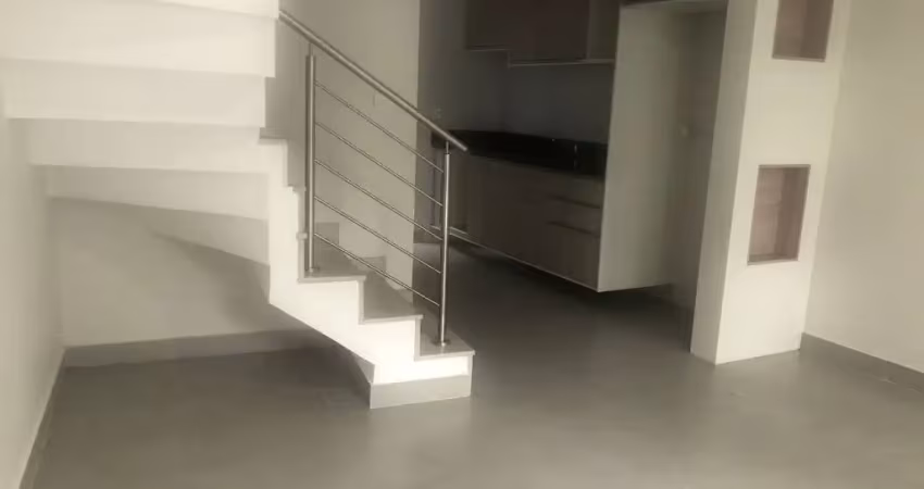 Lindo sobrado  condomínio localizado no  residencial bella vitta com 2 quartos 60 mts santa cândida