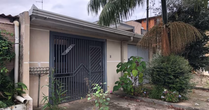 Casa com 3 dormitórios à venda por R$450.000.00 - Sítio Cercado