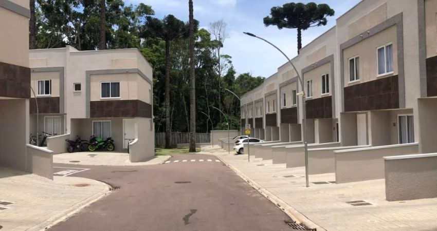 Sobrado  Condomínio Localizado no  Residencial Bella Vitta com 2 Quartos 60 mts Santa Cândida