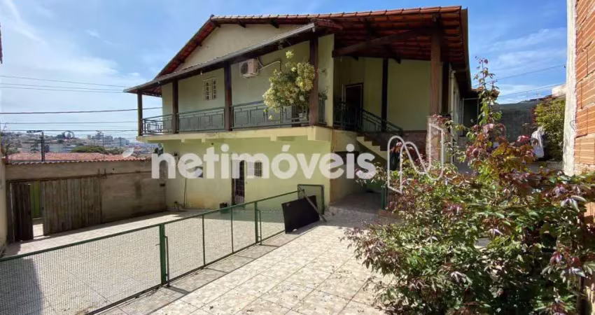 Casa com 5 quartos à venda na Rua Manoel Passos, Santa Cruz, Belo Horizonte