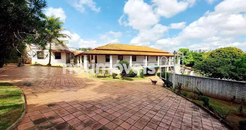Casa com 5 quartos à venda na Rua dos Expedicionários, Santa Amélia, Belo Horizonte