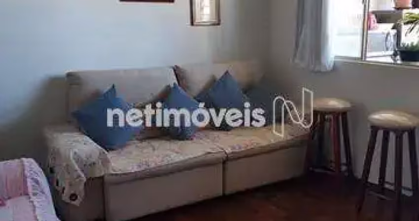 Casa com 3 quartos à venda na Rua Pitangui - Até 443 - Lado Ímpar, Concórdia, Belo Horizonte