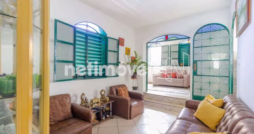 Casa com 3 quartos à venda na Rua São Luíz, Sagrada Família, Belo Horizonte