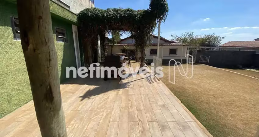 Casa com 4 quartos à venda na Rua Vergara, Novo Progresso, Contagem