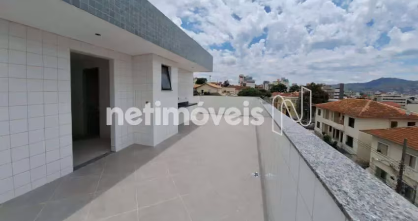 Cobertura com 3 quartos à venda na Rua Bicas, Sagrada Família, Belo Horizonte