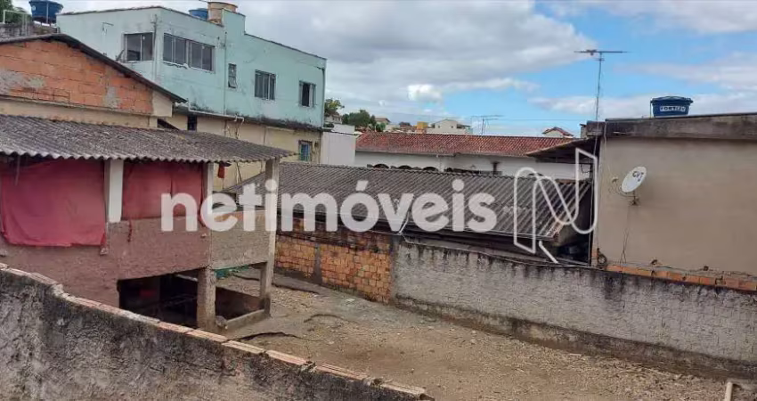 Casa com 3 quartos à venda na Avenida Universo, Copacabana, Belo Horizonte