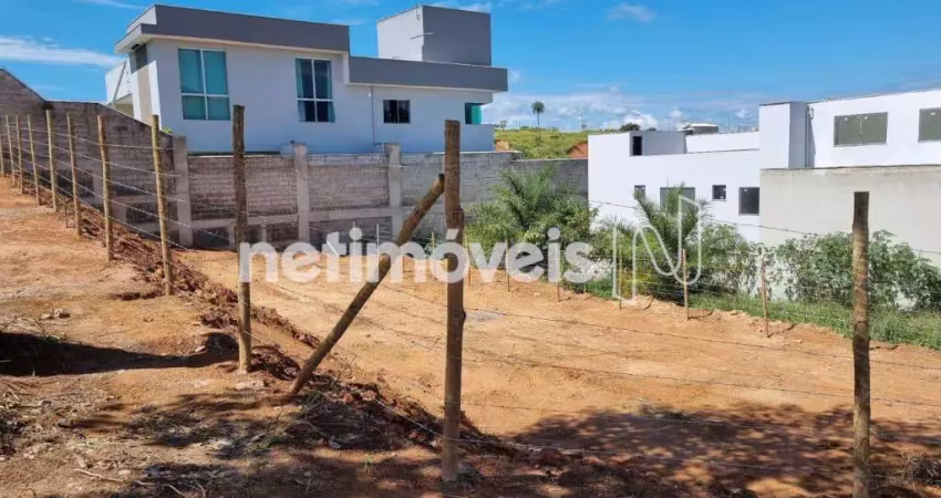 Terreno comercial à venda na Rua José Rodrigues Chaves, Novo Centro, Santa Luzia