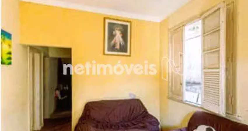 Casa com 3 quartos à venda na Rua Doutor Vieira Marques, Sagrada Família, Belo Horizonte