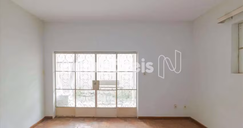 Casa com 4 quartos à venda na Rua Barão de Cocais, Sagrada Família, Belo Horizonte