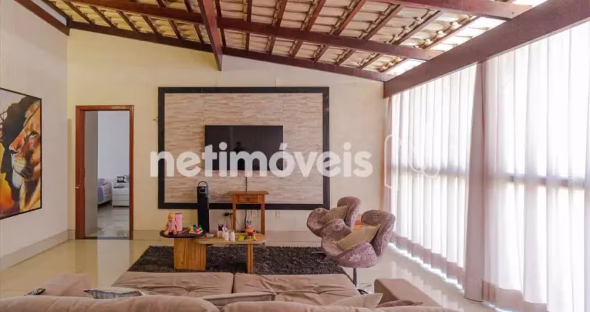 Casa com 4 quartos à venda na Rua Heroína Maria Quitéria, Alto Caiçaras, Belo Horizonte