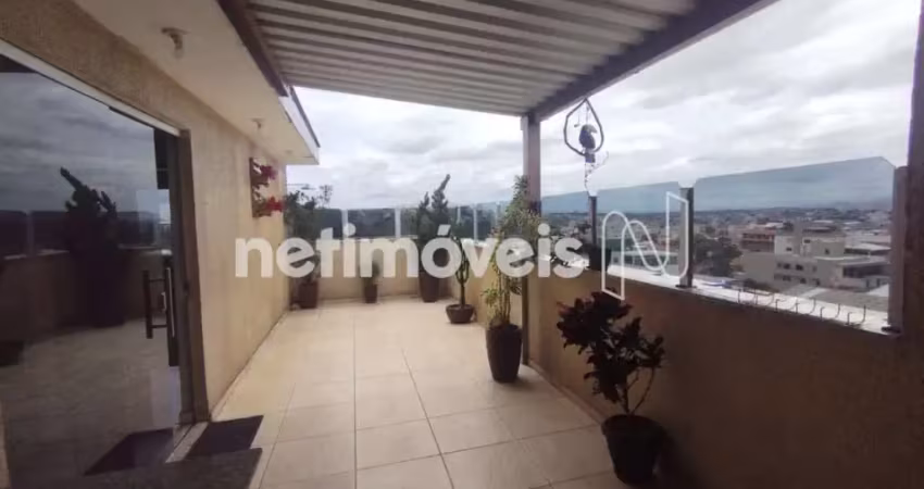 Cobertura com 3 quartos à venda na Rua Quatro, Arvoredo, Contagem