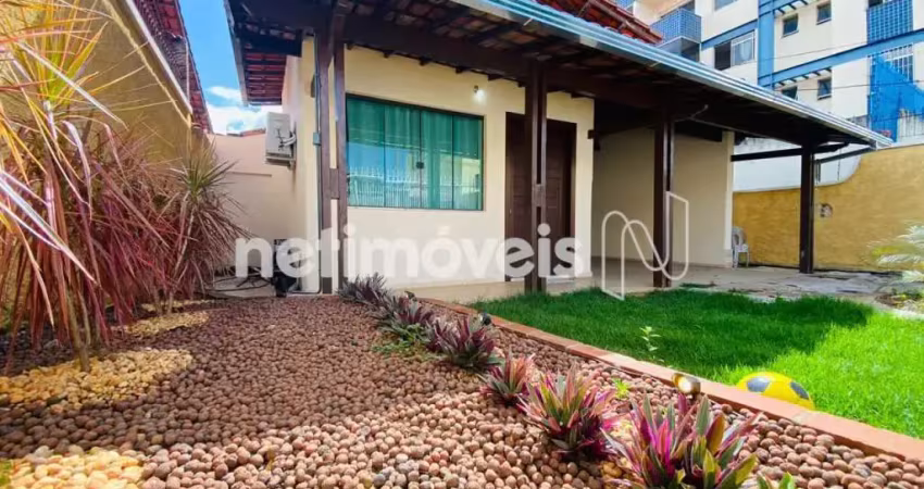 Casa com 3 quartos à venda na Rua Princesa Isabel, Ipiranga, Belo Horizonte