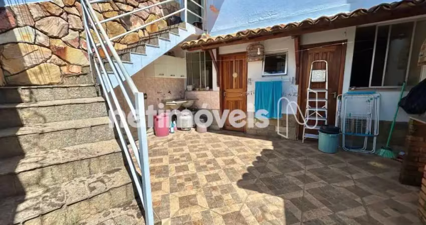 Casa com 4 quartos à venda na Rua Navajos, Santa Mônica, Belo Horizonte