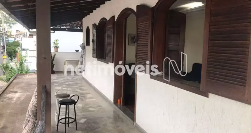 Casa com 3 quartos à venda na Rua Póvoa de Varzim, Paquetá, Belo Horizonte