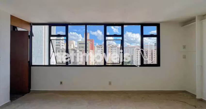 Sala comercial à venda na Rua Piauí, Santa Efigênia, Belo Horizonte