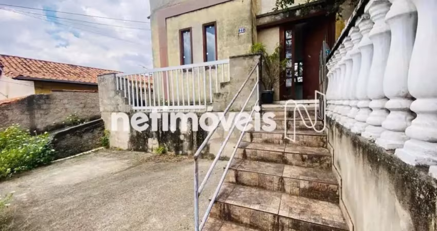 Casa com 3 quartos à venda na Rua Gibraltar, Glória, Belo Horizonte